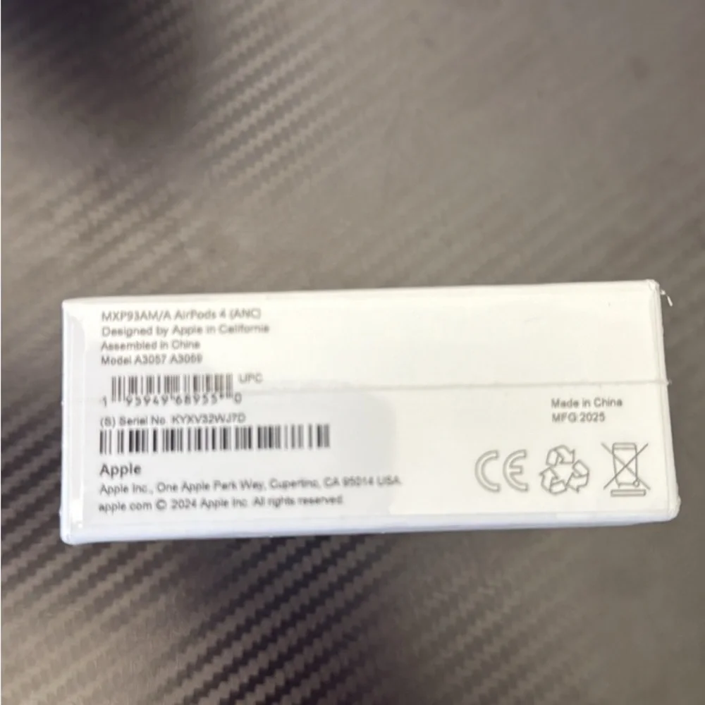 Apple White Wireless Earphones